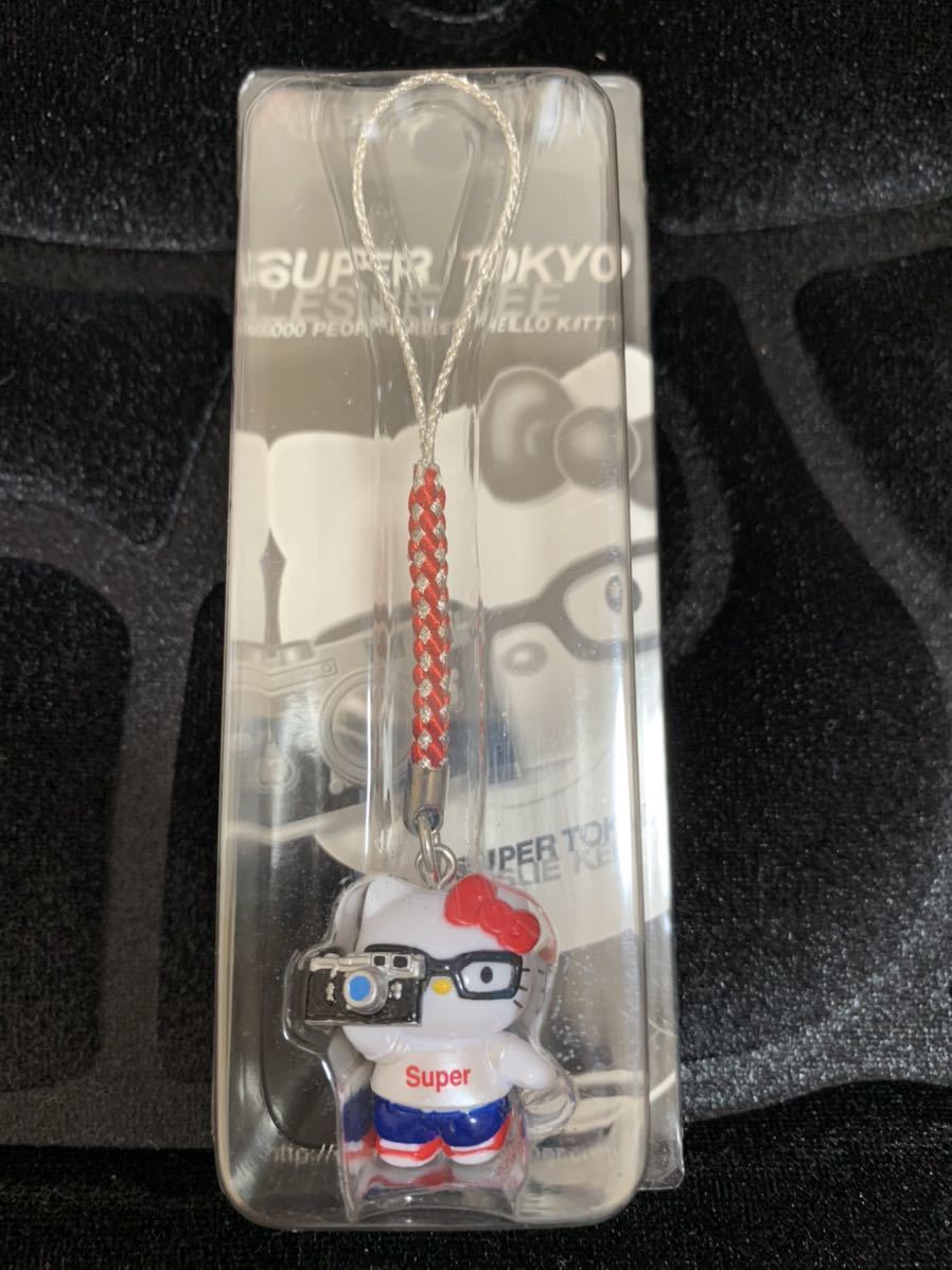 SUPER TOKYO 超レア レスリーキー×キティ根付け｜Yahoo!フリマ ハロー