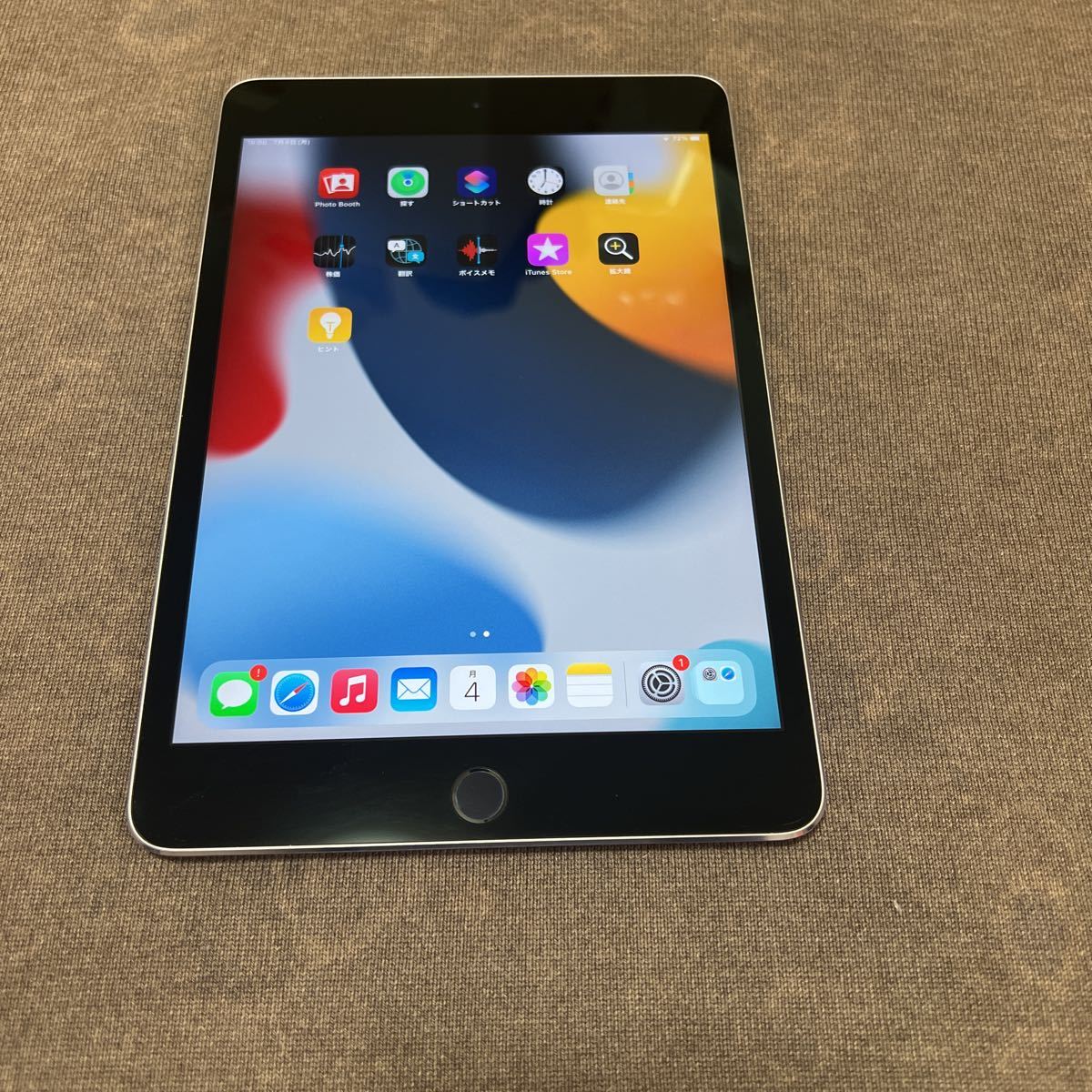 iPad mini4 16GB Wi-Fiモデル スペースグレー 美品 mini 0 iPad 第4世代