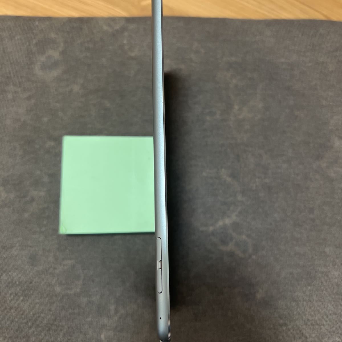 iPad mini4 16GB Wi-Fiモデル スペースグレー 美品 mini 0 iPad 第4世代