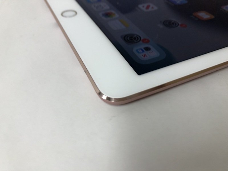 CK675 SIMフリー iPad Pro 9.7インチ Wi-Fi+Cellular 128GB ローズ 