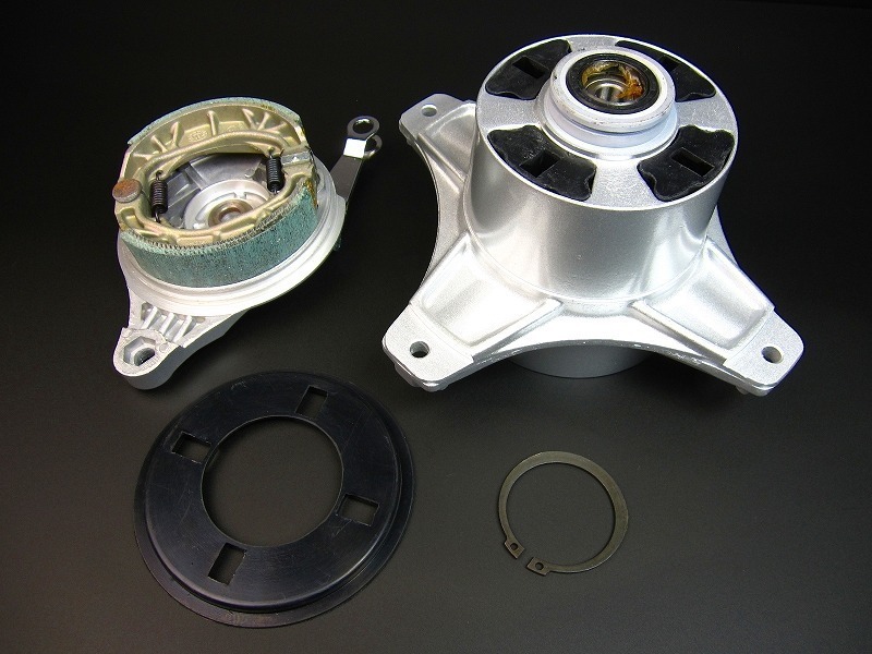 ダックスホンダタイプ4本スポークリアハブ(セット) ミニモト(Minimoto) 【ホンダ4miniパーツ】