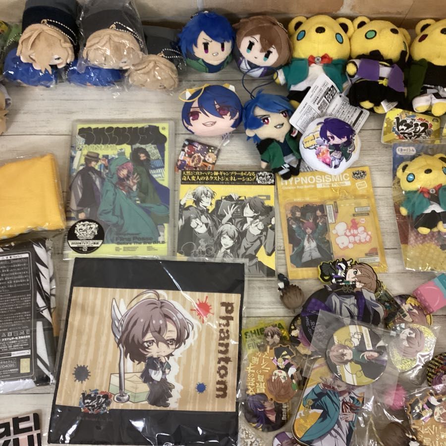 現状】 ヒプノシスマイク Fling Posse グッズ 缶バッジ ぬいぐるみ