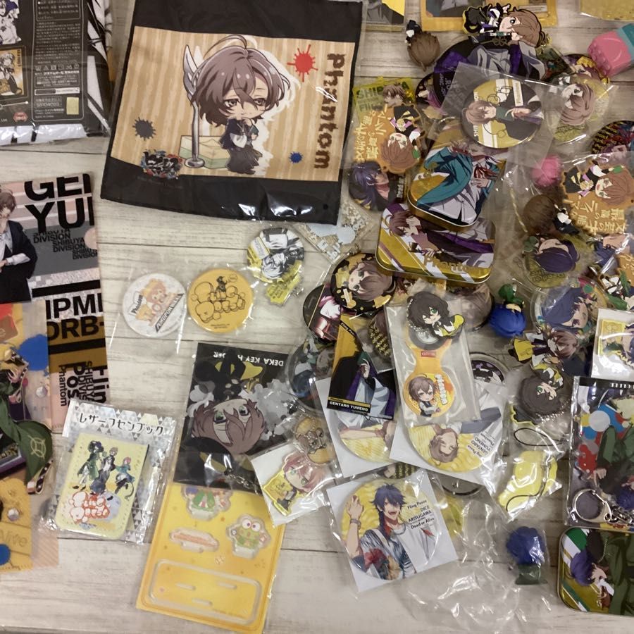 FlingPosse グッズ 缶バッジ シブヤ ヒプマイ ヒプノシスマイク 現状】 ヒプノシスマイク Fling Posse グッズ 缶バッジ ぬいぐるみ