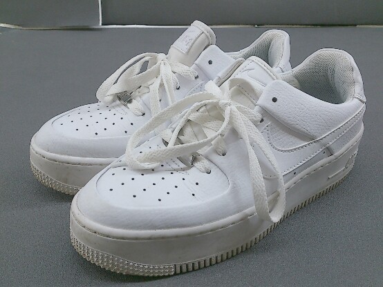 ◇ NIKE ナイキ Air Force 1 Sage Low スニーカー シューズ サイズ24cm ホワイト レディース 1206290007753 Sage Green Nike