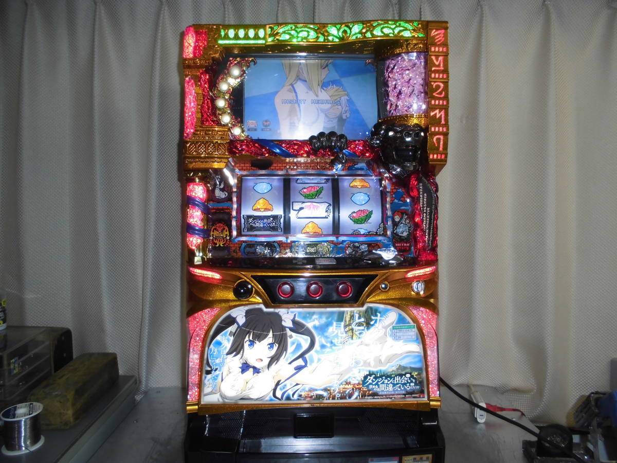 実機 ダンまち/KT コイン不要機付き(パチスロ実機)｜売買された 