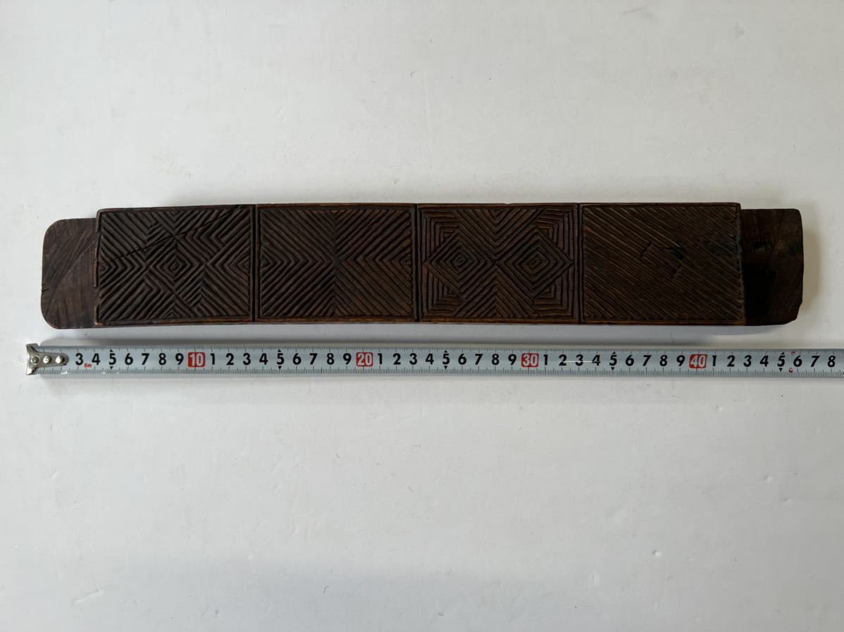 李朝木製菓子型1点 李朝餅型 0.64kg 羽子板形菓子