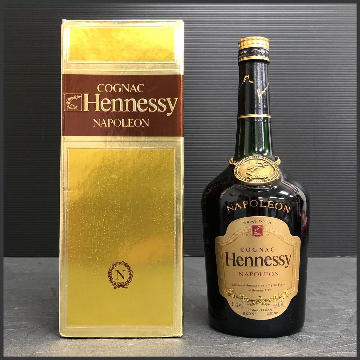 未開栓 古酒 箱入 COGNAC Hennessy NAPOLEON ブランデー 飲料 食品