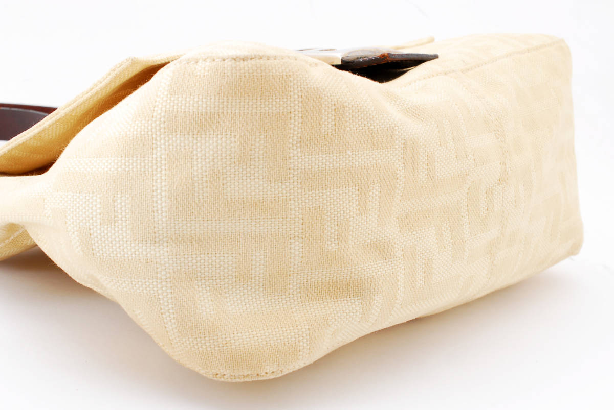 1円スタート】FENDI フェンディ ズッカ マンマバケット キャンバス 