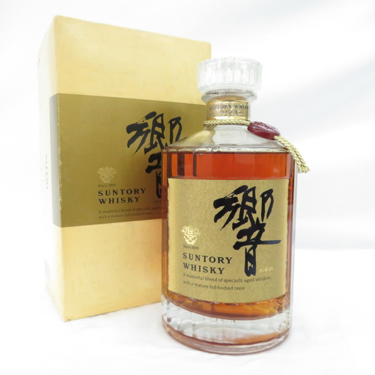 響 裏ゴールドラベル HIBIKI サントリー ウイスキー 金キャップ 