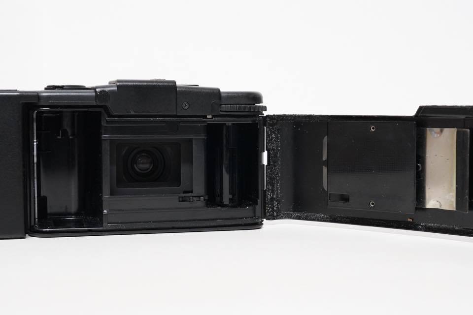 OLYMPUS/オリンパス カプセルカメラXA2 D.ZUIKO 35mm F3.5 / 現状品