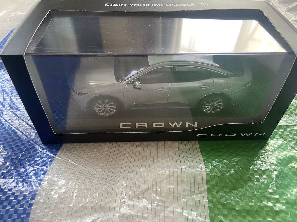 新型クラウン プレシャスメタル カラーサンプル 1/30 トヨタ ミニカー