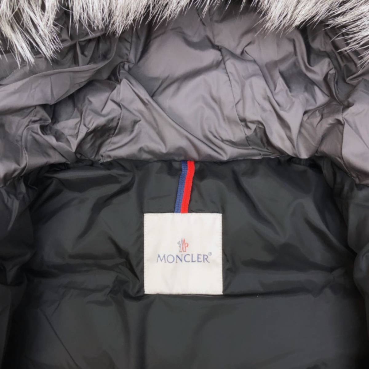 未使用品 MONCLER モンクレール APHROTI GIUBBOTTO ダウンコート 