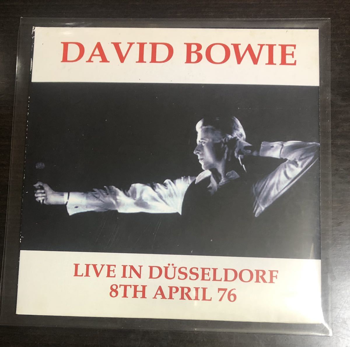 人気SALE，お得 紙ジャケ DAVID BOWIE LIVE IN DSSELDORF 8TH APRIL 76(David Bowie)｜売買されたオークション情報、yahooの商品情報をアーカイブ公開 - オークファン D