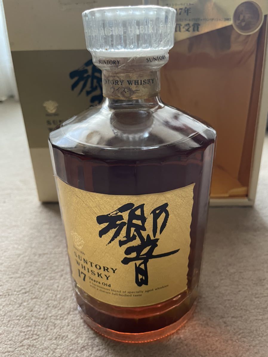 サントリー響17年 ゴールドラベル 750ml 古酒 17年 響 サントリー