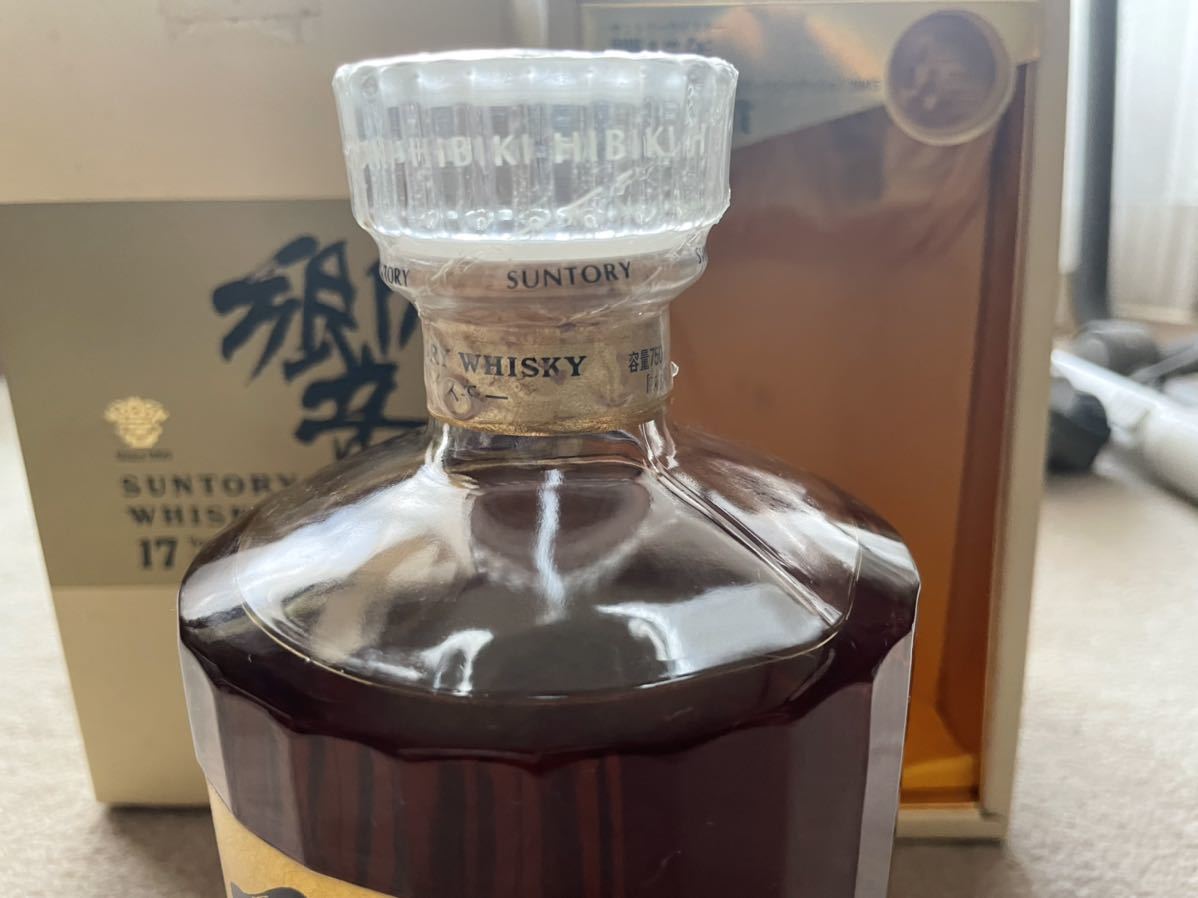 サントリー響17年 ゴールドラベル 750ml 古酒 17年 響 サントリー