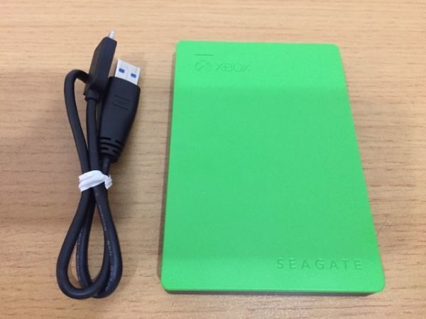 お買い得，大得価 Xbox ゲームドライブ SEAGATE 2TB 通電確認済 Game Drive for Xbox(アクセサリ、周辺機器)｜売買されたオークション情報、yahooの商品情報をアーカイブ公開 - オークファン アクセサリ、周辺機器
