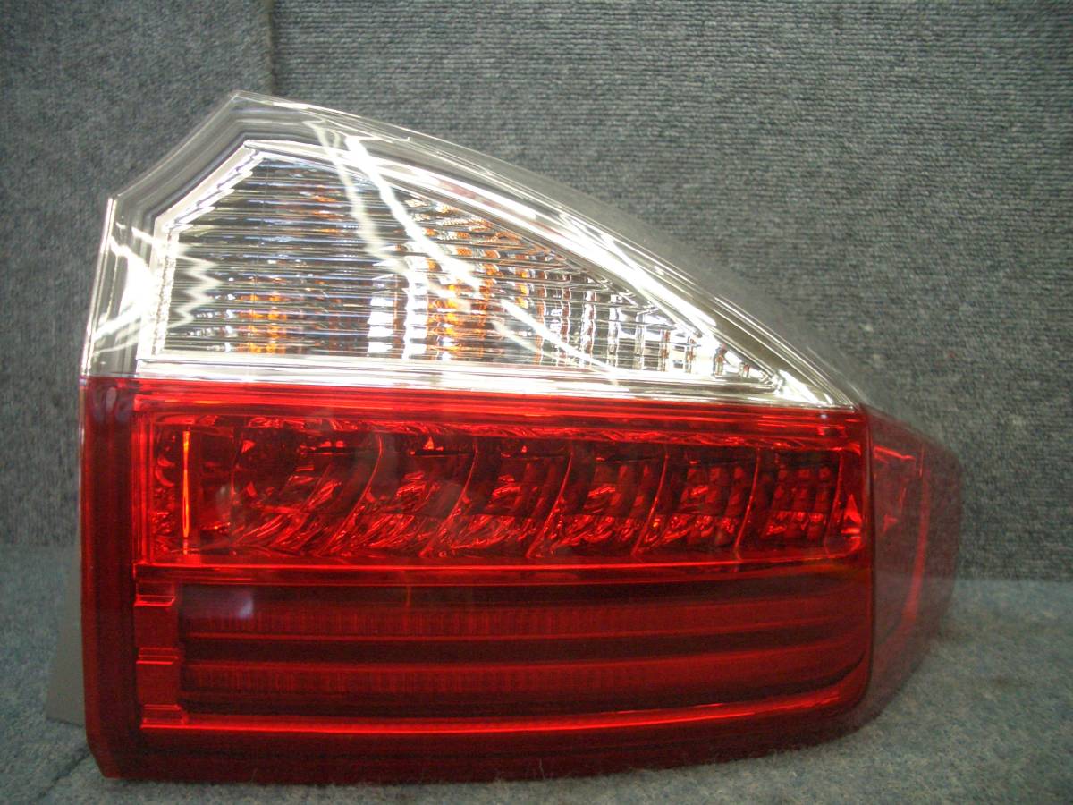 ▲ テールライト 左 220-18241 グレイス ハイブリッド DAA-GM4 グレイス ホンダ 純正 中古 2UPJ-44171536]S2000(AP1)左テールランプ C9