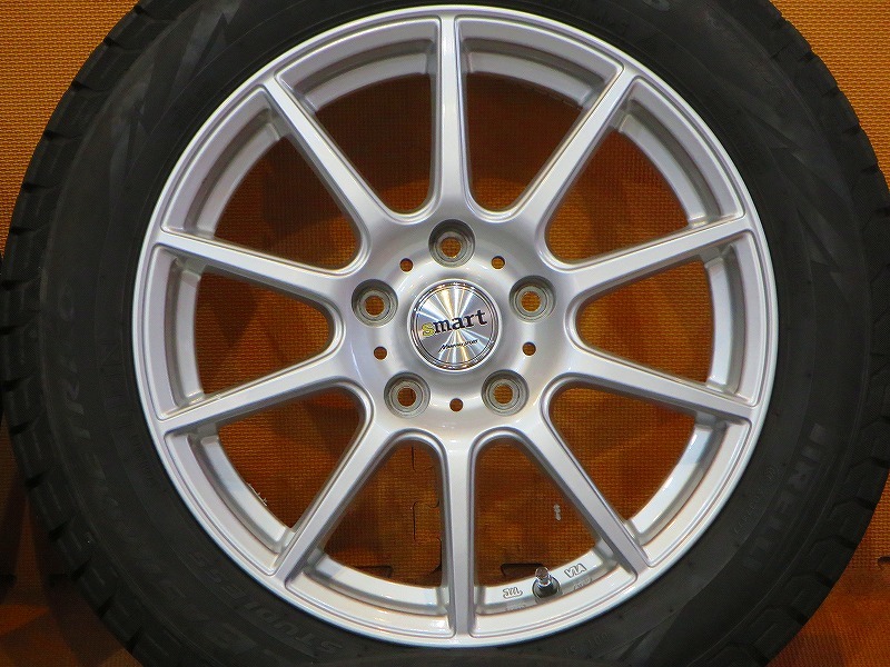 超バリ溝 美品【21年製ピレリ アイスアシンメトリコ 195/60R16】16インチ 6.5J+42 PCD114.3-5H セレナ ノア ヴォクシー ハイブリッド ピレリ ICE ASIMMETRICO (黒)ブラック系ホイール 6.5-16 Plus