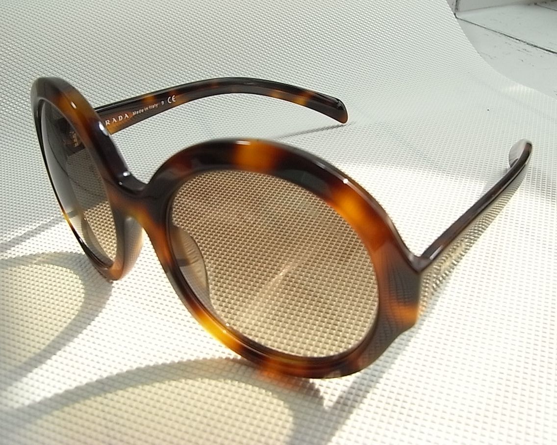 レディース ☆新品☆PRADA プラダ☆素敵なサングラス ブラウン系