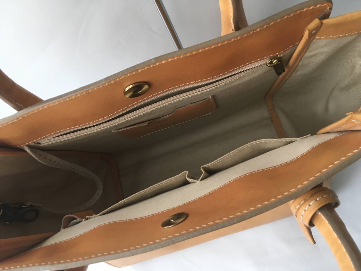 BREE ブリー ヌメ革　レザー　バッグ