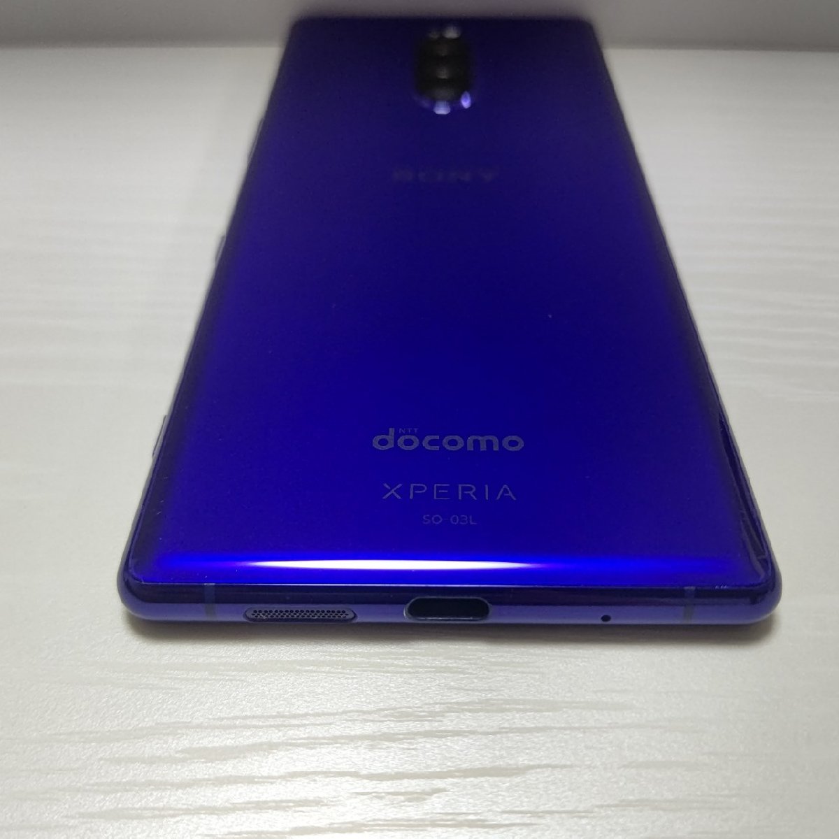 ☆【22468WM】 美品 docomo SO-03L SONY Xperia 1 パープル SIMロック