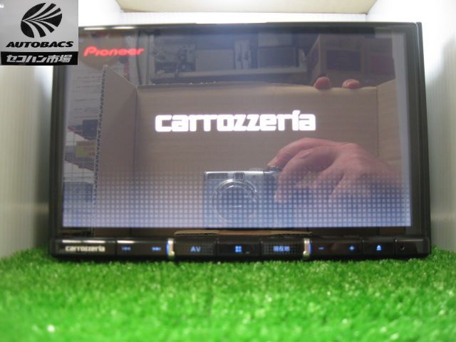 カロッツェリア AVIC-RL810 8インチ 楽ナビ 『中古品』 【公式通販】