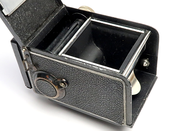 Rollei I Rolleicord／小型軽量でも描写は本物！サンライズカメラ公式