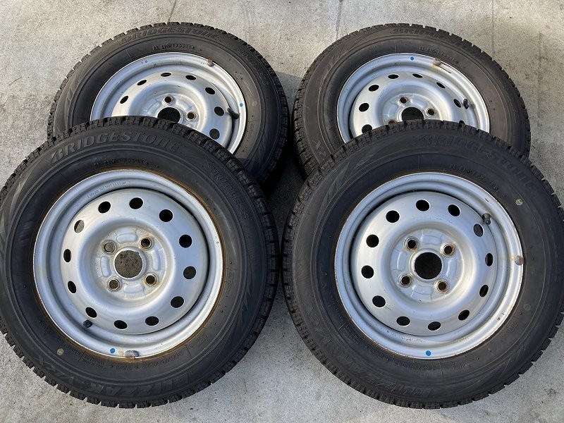 バリ山中古(4B127) スチールホイール 13×4.00B 4穴 100 + BRIDGESTONE