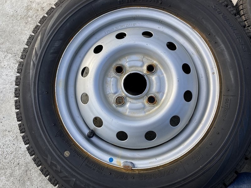 バリ山中古(4B127) スチールホイール 13×4.00B 4穴 100 + BRIDGESTONE