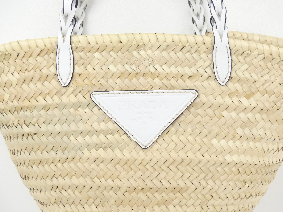 PRADA ウーブンパーム&レザートート かごバッグ ベージュ/ホワイト 1BG314