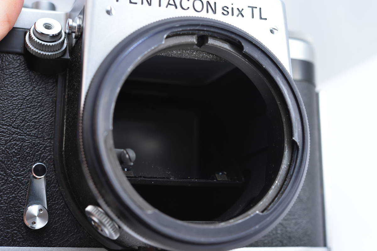PENTACON SIX TL ＋ Bior 80mm F2.8 PENTACON six TL 中判カメラ 80mm/F2.8付き Pentacon Six（ペンタコン