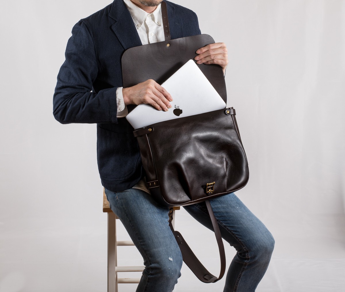 米国郵便 メッセンジャー メンズ バッグ 本革 ポストマン ショルダー 新品 米国郵便 U.S.MAIL メッセンジャーバッグ メンズ バッグ 本革 A4