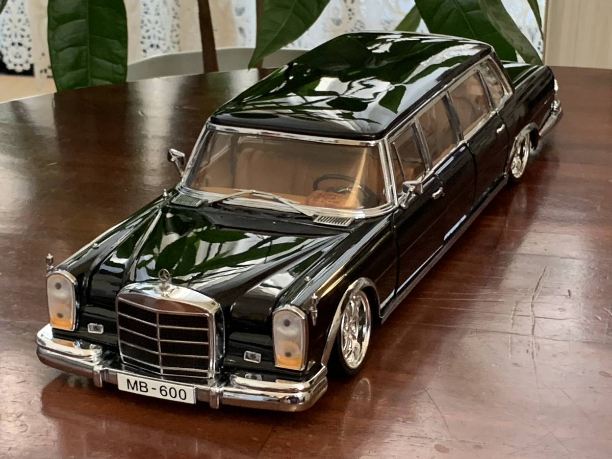 サンスター1/18 1966メルセデスベンツ600リムジン　カスタム Sun Star 1/18 MB600(Black) CUSTOM CAR・サンスター メルセデスベンツ