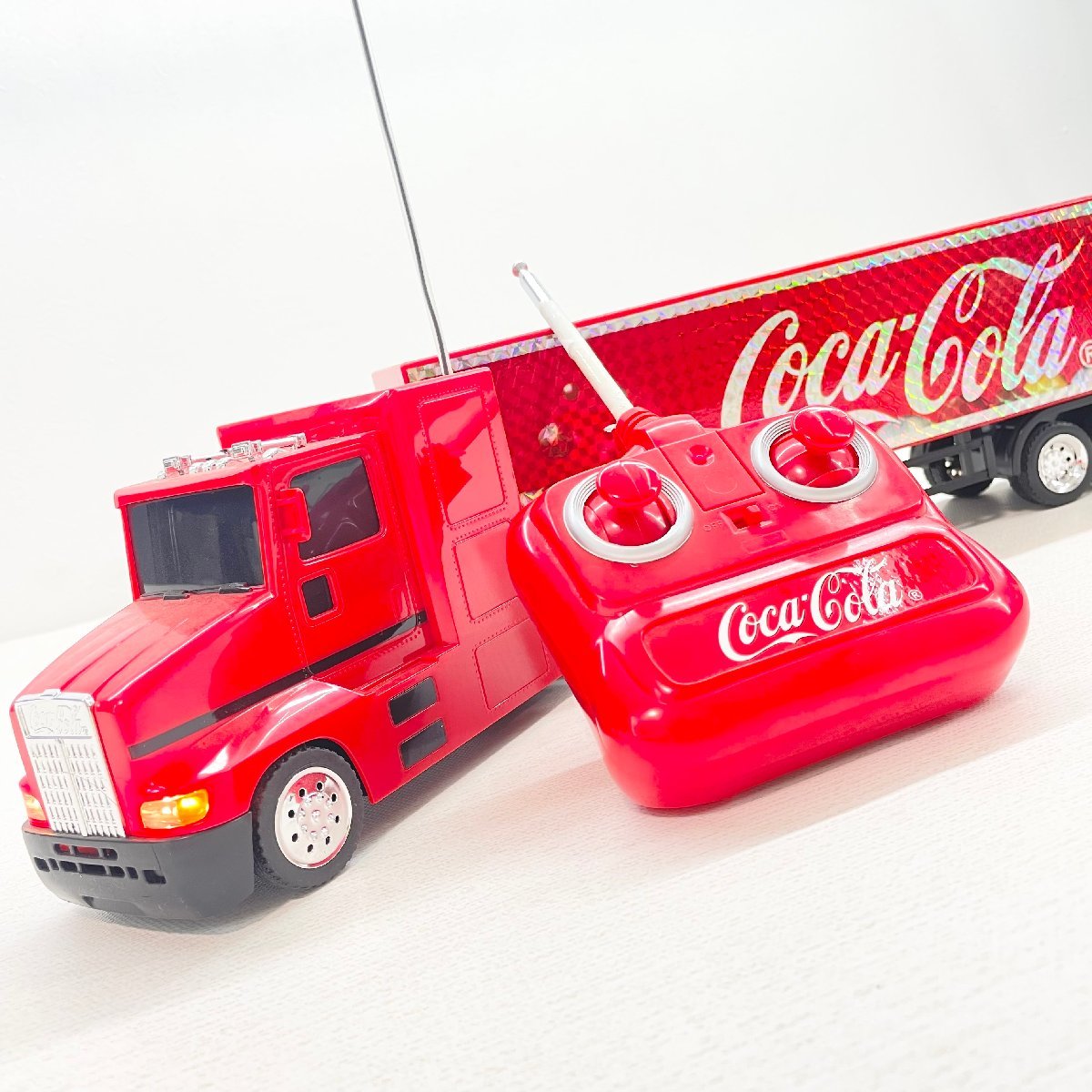 CocaCola コカ コーラ オリジナルデリバリートラック ラジコンカー トレーラー リモコン付き おそらく非売品レア み(トラック