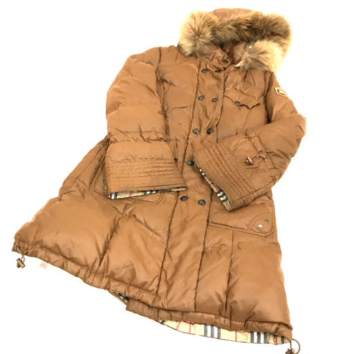 【美品】バーバリーブルーレーベル ダッフルコート ノバチェック ホワイト 38 バーバリーブルーレーベル BURBERRY BLUE 0 ダウンコート ノバチェック