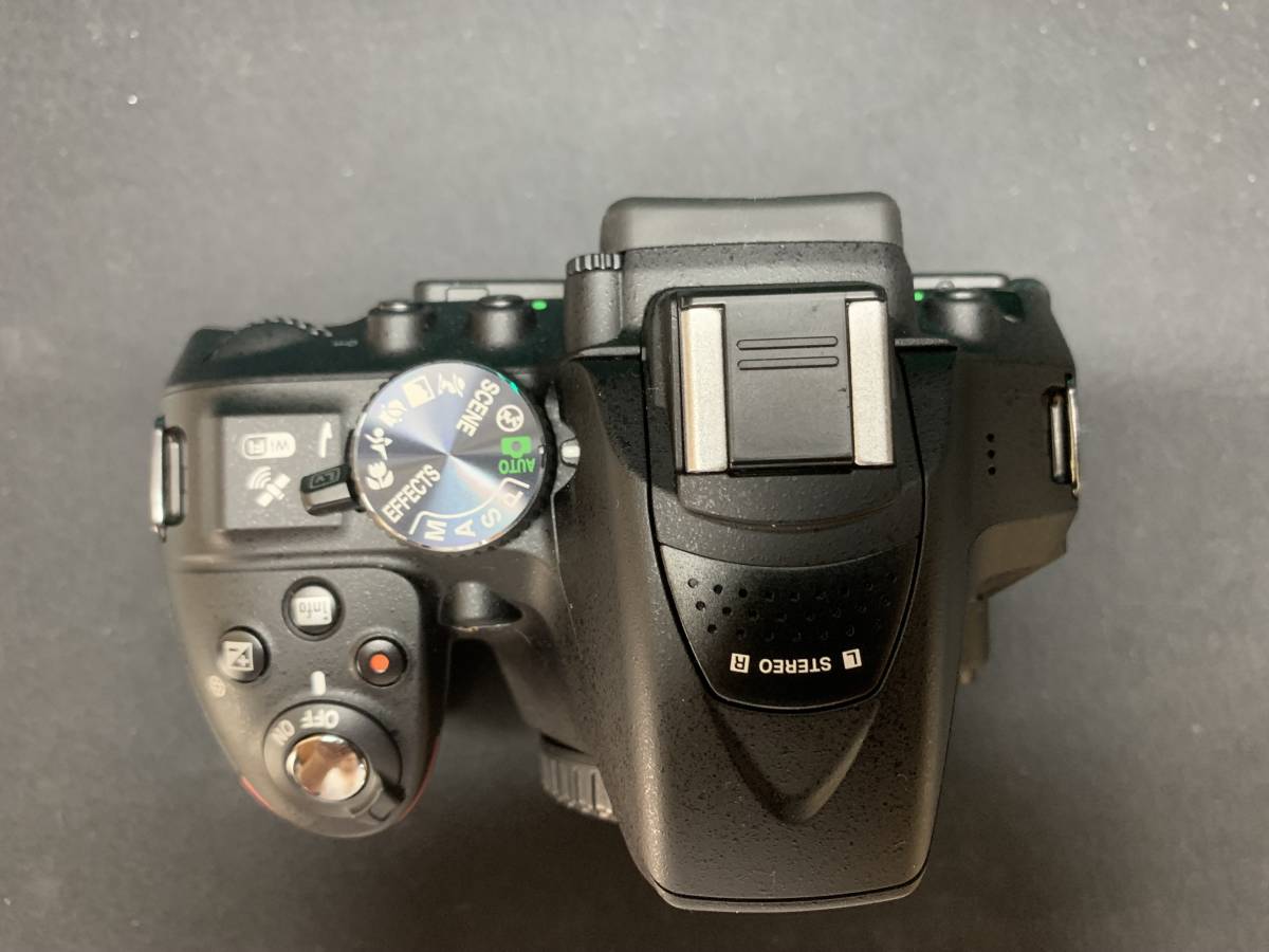 ボディ D5300 | Nikonニコン『D5300 ブラック』2013年11月発売