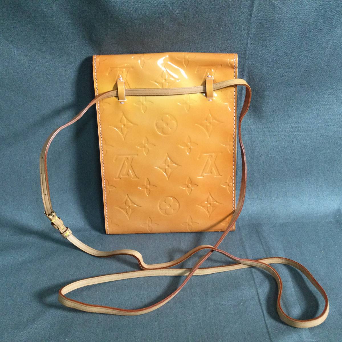 9/1 214114 LOUIS VUITTON ヴェルニ ケンメア オレンジ系 ポーチ 