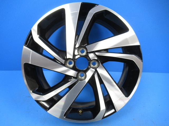 ライズ ロッキー 純正 17X6J 40 100 4H 約54ミリ 17インチ ホイール 1