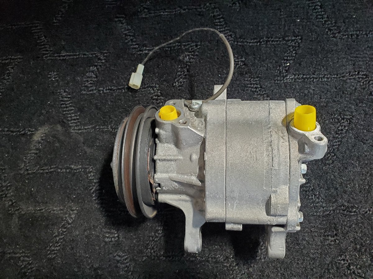 ○ エアコンコンプレッサー EFDET ネイキッド LA-L750S ダイハツ