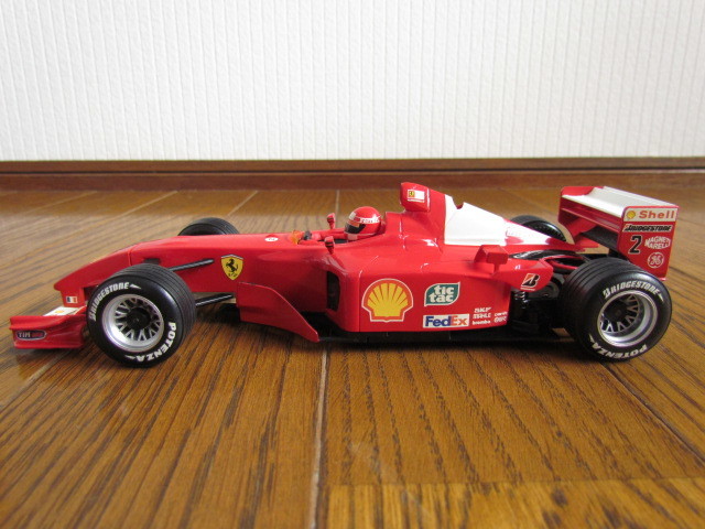 京商 ミニッツ フォーミュラ F1 フェラーリ F2001 No.1 未走行
