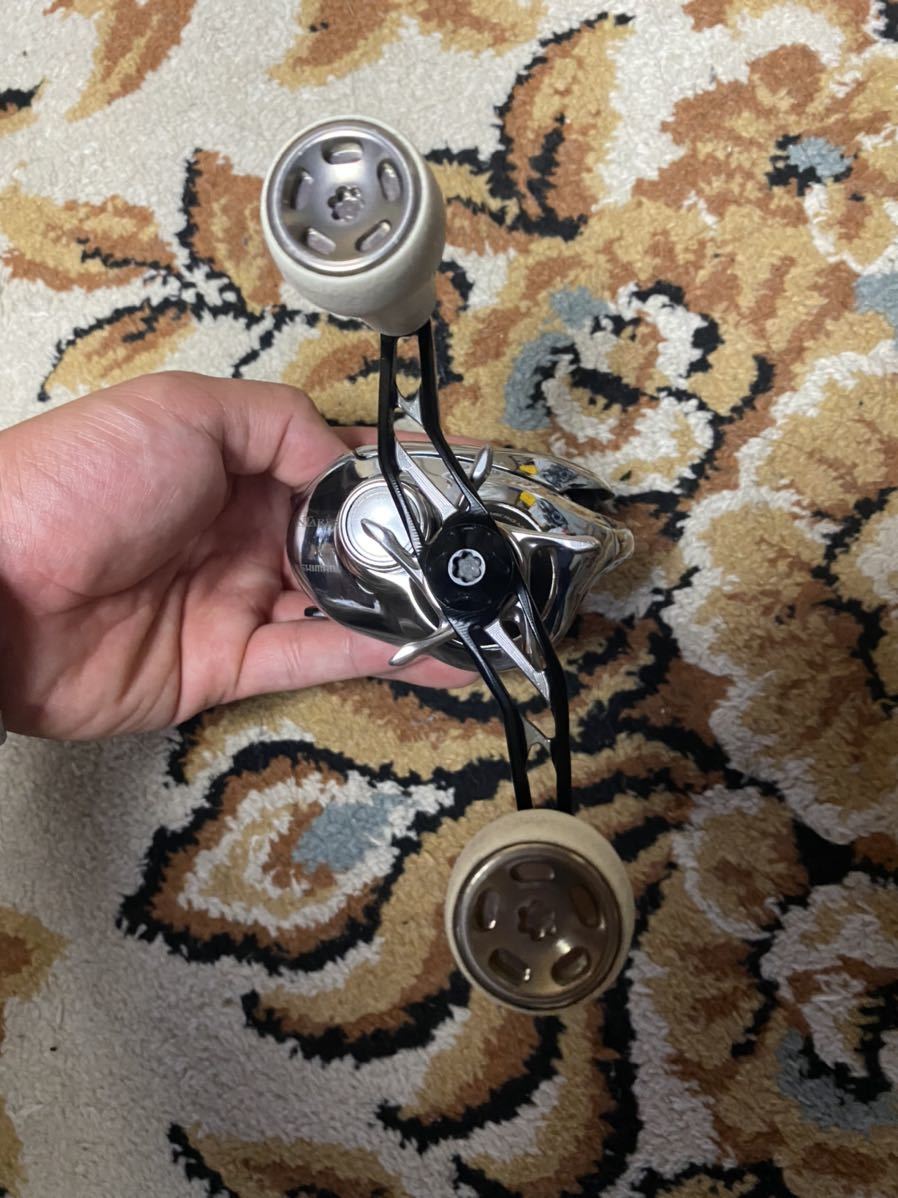 | シマノ(SHIMANO) シマノ 12アンタレス HG右 シマノ(SHIMANO リール 0 アンタレス 12アンタレスHG HG ベイトリール 中古品 シマノ「12アンタレスHG □ 中古美品