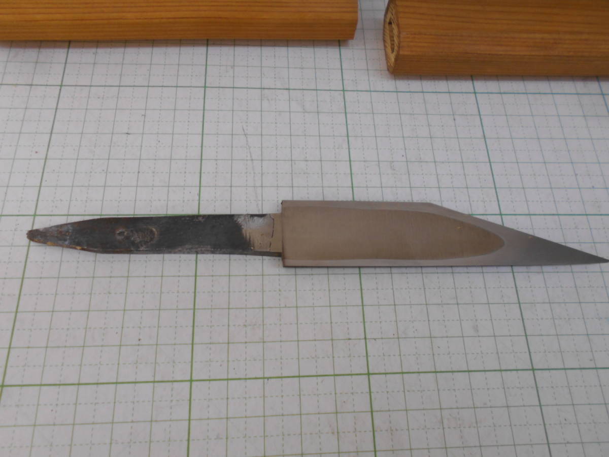 定番人気，お得 吉久作切り出しナイフ 中子のエンドに銘が入っています ブレード幅 ２１mm(大工道具一般)｜売買されたオークション情報、yahooの商品情報をアーカイブ公開 - オークファン 大工道具一般