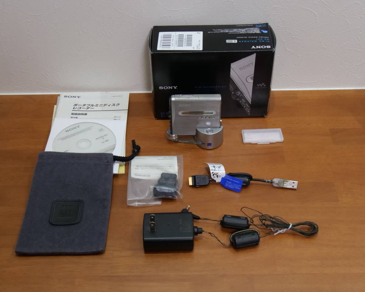 SONY Hi-MD ウォークマン MZ-NH1 ジャンク品 WALKMAN ソニー SONY MZ