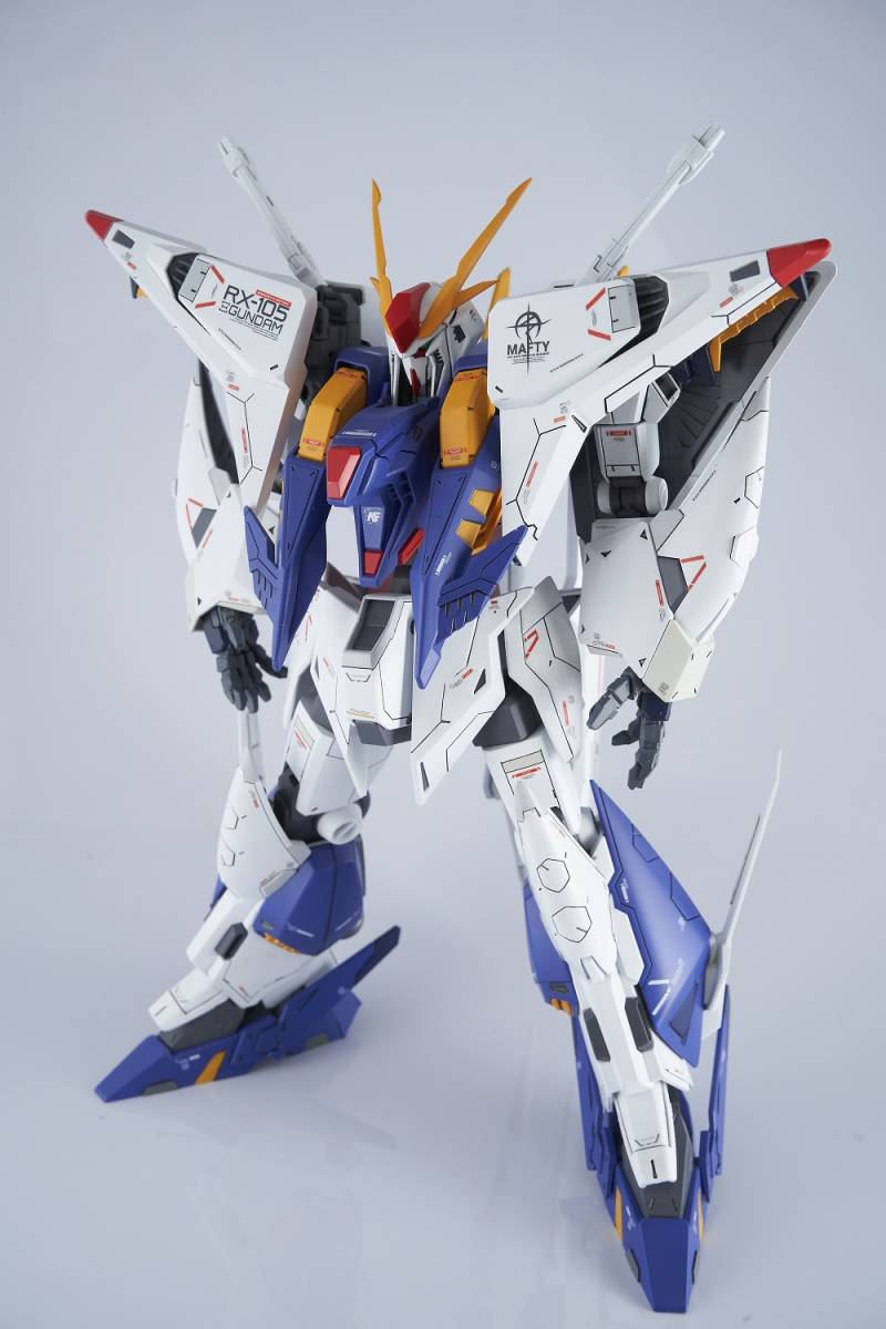 HGUC 1/144 RX-105 クスィーガンダム 改修塗装済み完成品(完成品