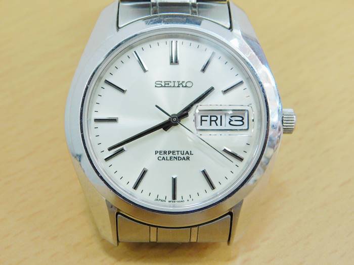 SEIKO セイコー　PERPETUAL CALENDER　パーペチュアルカレンダー　8F33-0040　デイデイト　クオーツ腕時計　ジャンク品 パーペチュアルカレンダー セイコー SEIKO &frasl; パーペチュアルカレンダーGMT&frasl;腕時計&frasl;アナログ 8F33-0040