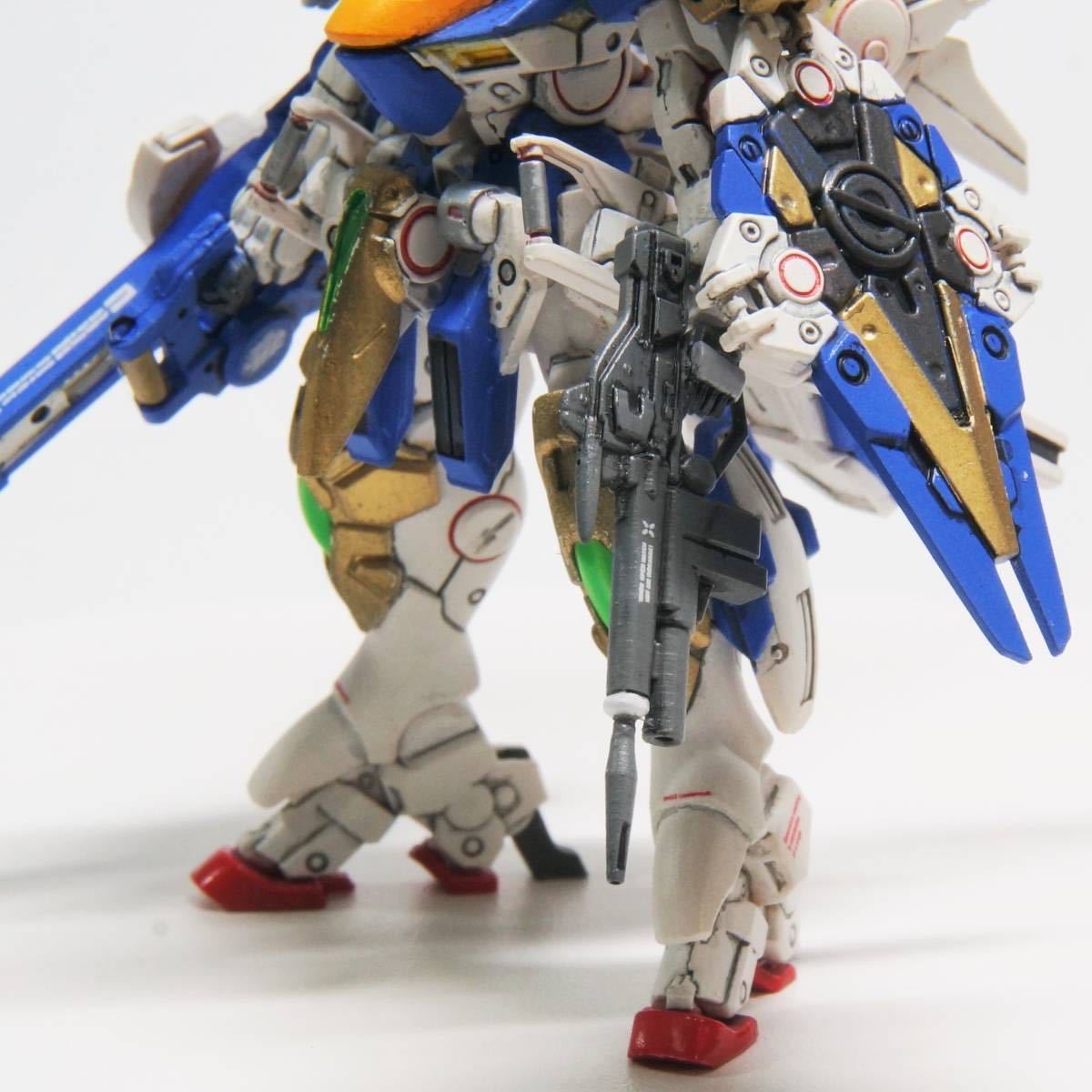 V2アサルトバスターガンダム　ガンプラ全塗装完成品　ガンダムアーティファクト　ビームライフル　光の羽　Vガンダム