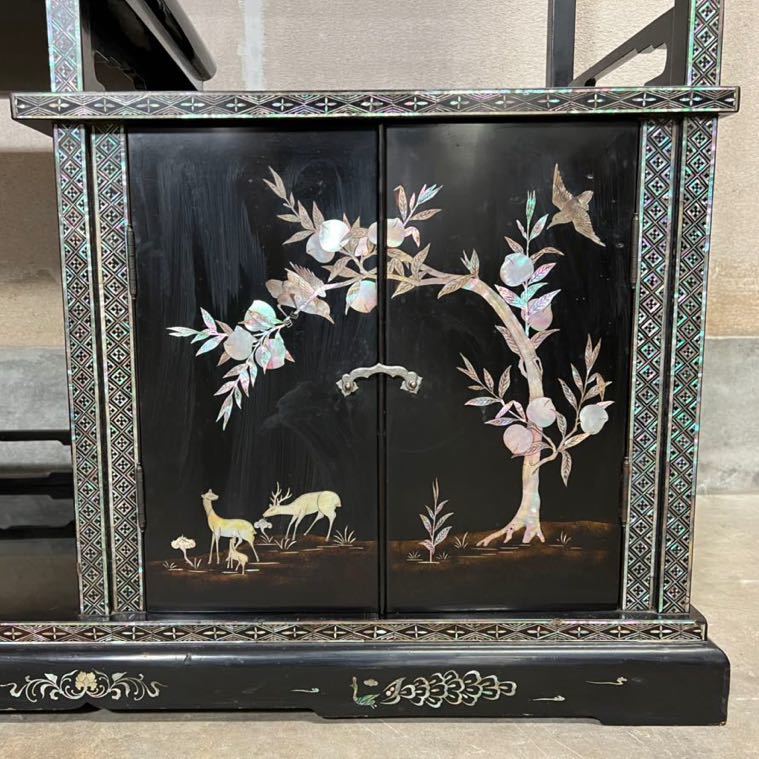 芝】 李朝螺鈿細工 飾棚 箪笥 110㎝ 茶棚 関西某収蔵品 李王家 黒漆 