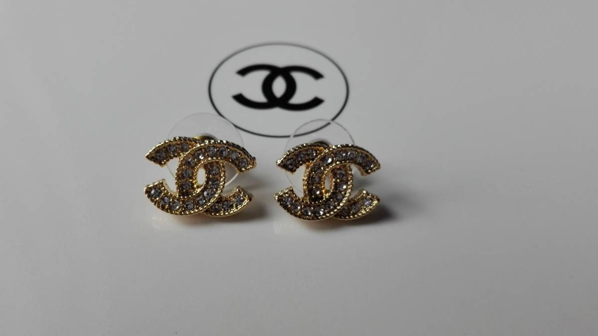 シャネル ラインストーンピアス☆ ゴールド CHANEL シャネル ピアス