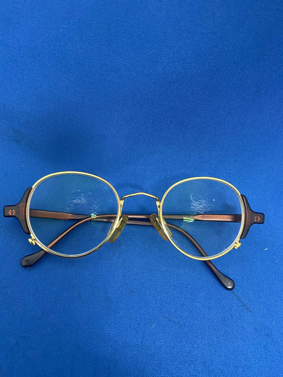 希少レア　1980-1990年代　GIORGIO ARMANI ジョルジオアルマーニ 　スタイリッシュな　メガネフレーム 眼鏡　金縁　47□21　中古