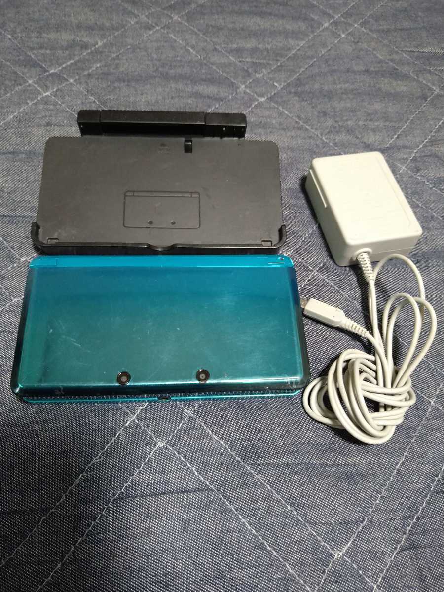 即決 中古 3DS本体（初期化済み）＆ 3DSソフト（とびだせどうぶつの森